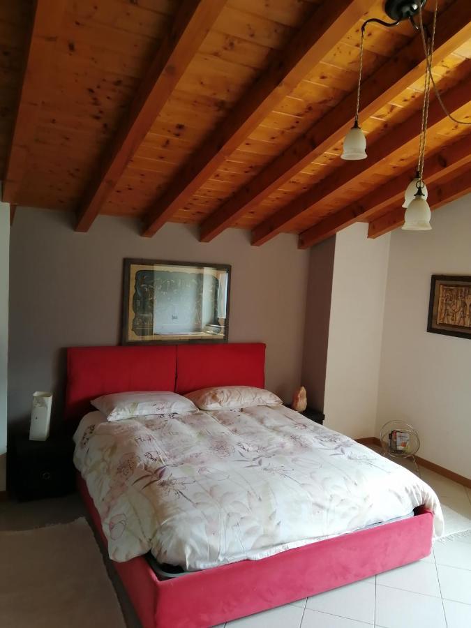 Casa Vacanze La Ca Del Cunfec Sondrio Exterior photo